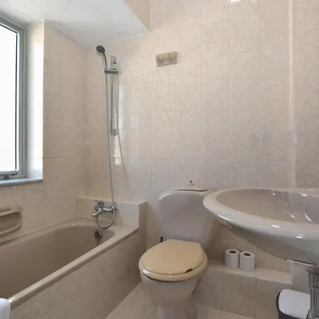 2 Bedroom Apartment - Spacious, Bright & Central - 4 Msida Exterior photo
